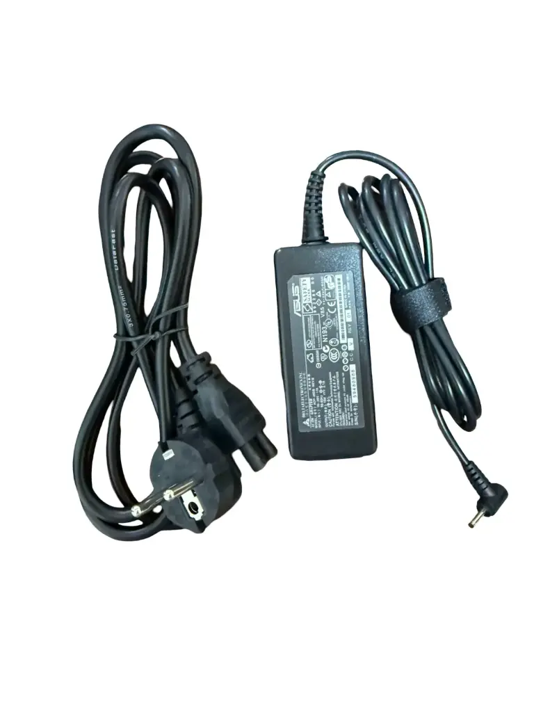 ASUS 40W Laptop Power Adapter – 19V 2.1A, 2.5mm × 0.7mm Connector
