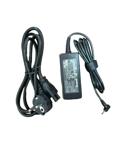 ASUS 40W Laptop Power Adapter – 19V 2.1A, 2.5mm × 0.7mm Connector